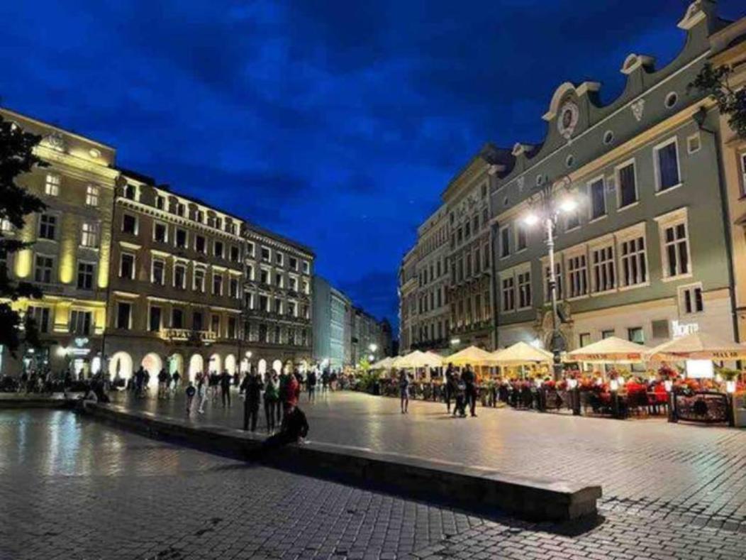 Plac Szczepanski - Theatre Neighborhood Krasków Exteriör bild
